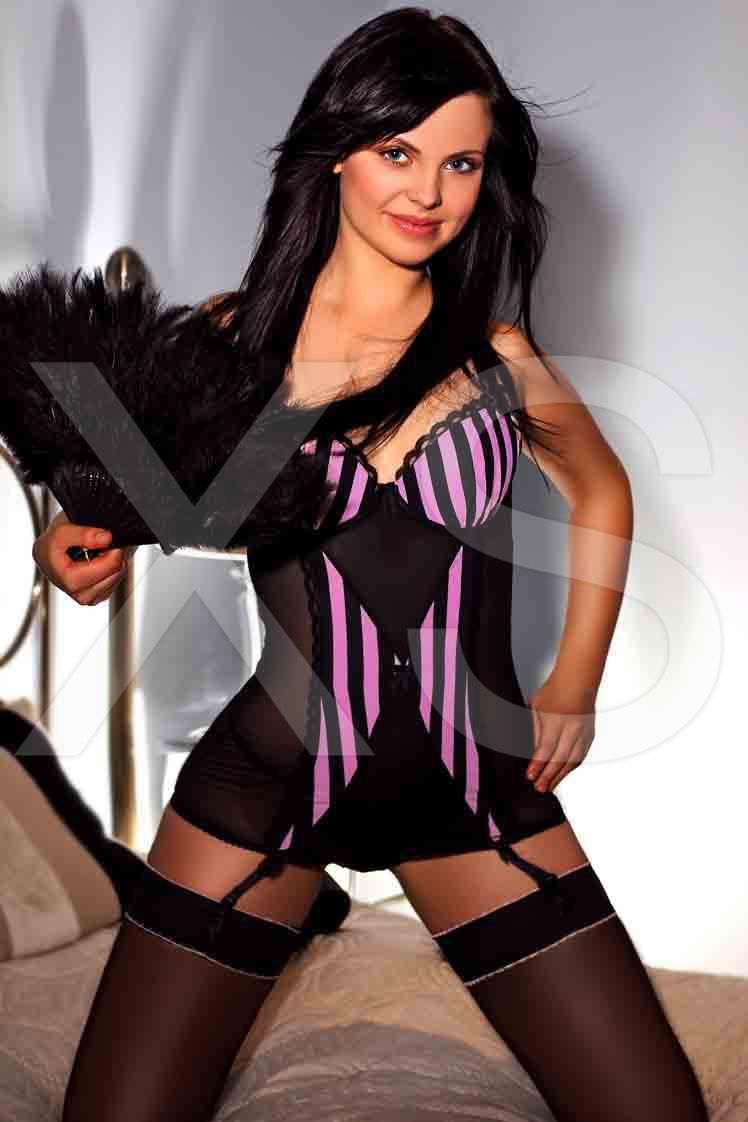 Courtney - escort London