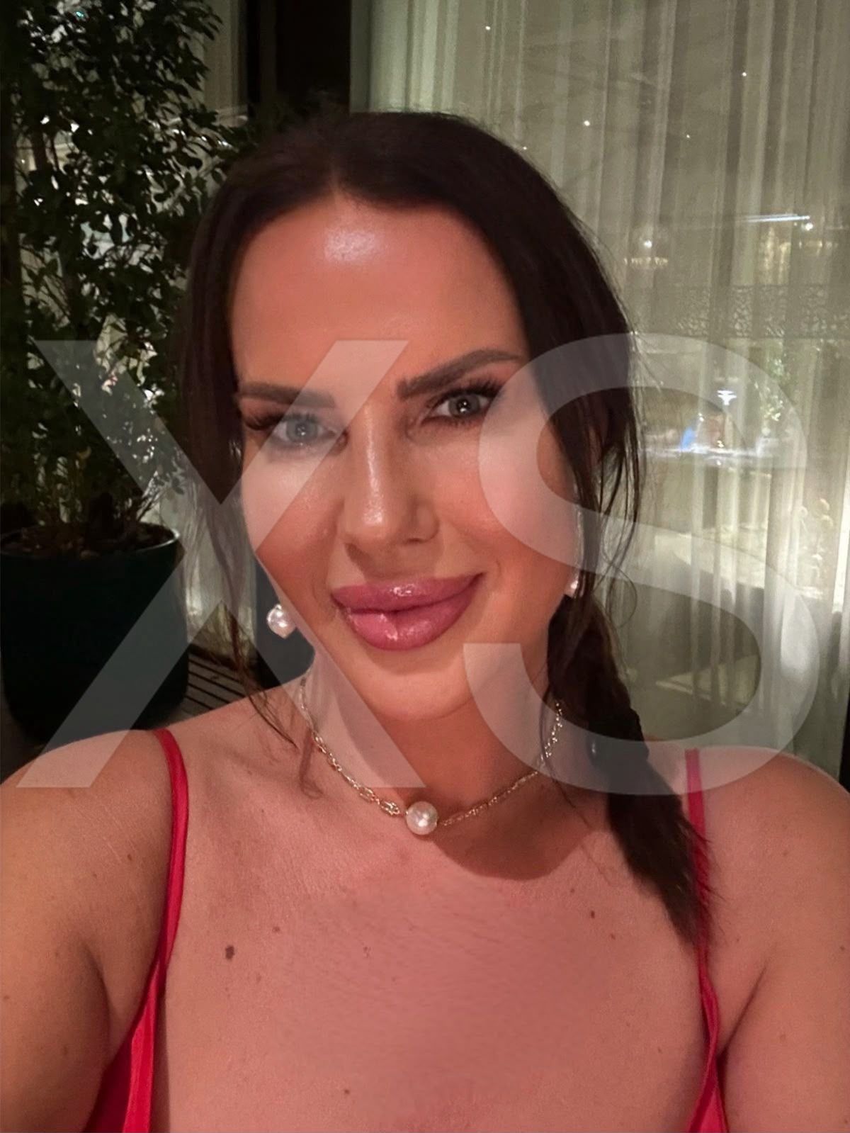 Alice - escort Geneve